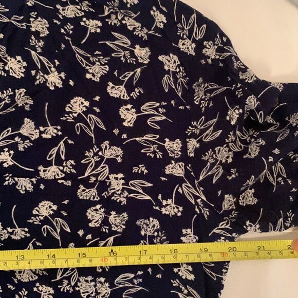 Angie White/ Black Mini Dress. Size M - Picture 4 of 11